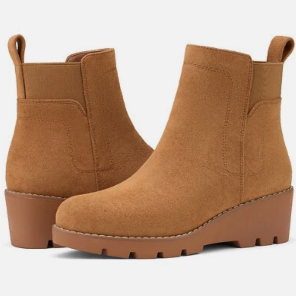 Elegant Tan Wedge Ankle Boots
